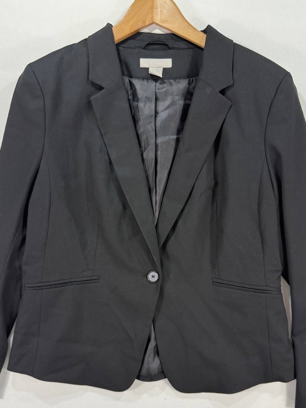 H&M Women's Black Single-Button Tailored Blazer